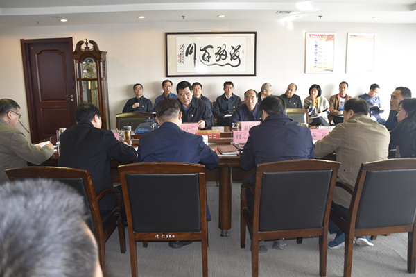 华体会体育（hth)官方网站 -在线娱乐入口- HTH SPORTS
党委理论学习中心组召开“廉洁自律”专题集中学习研讨会议