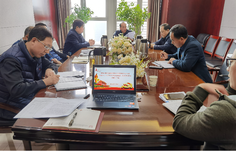 华体会体育（hth)官方网站 -在线娱乐入口- HTH SPORTS
党委理论学习中心组专题学习《习近平关于防范风险挑战、应对突发事件论述摘编》等文件精神